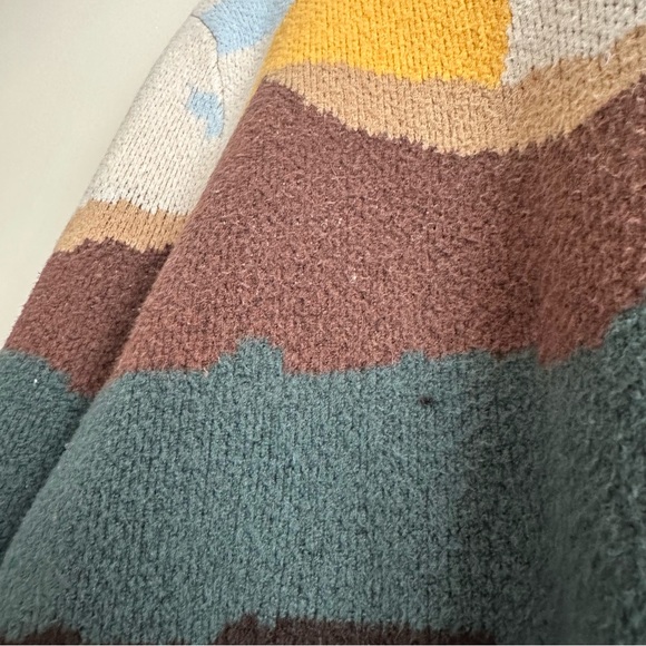 A&F • Scenic Crew‎ View Mountain Sweater - Picture 2 of 7